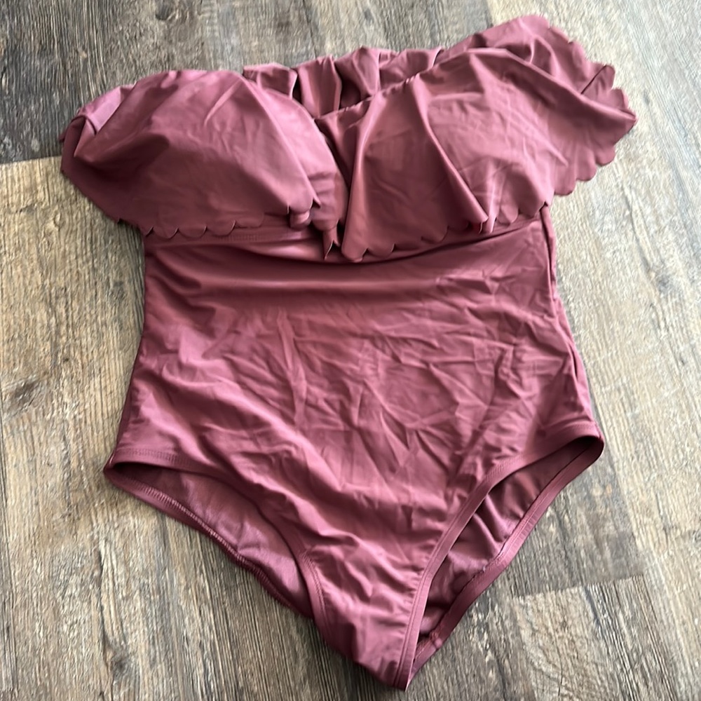 One piece swimsuit